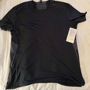 Mens Black 2XL Lululemon Fast and Free Shirt